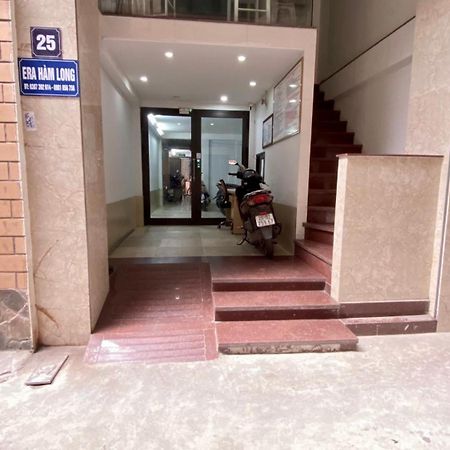 Era Apartment Ham Long Hanoi Bagian luar foto